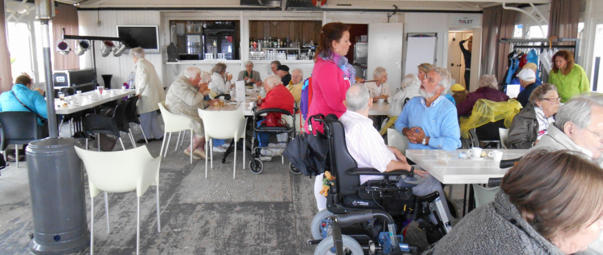Ouderenfonds-Kijkduin-8-juli-2014-1e-uitje-Rotterdam-Zuid-en-Noord-78